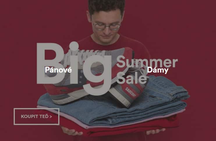 Letn&iacute; y&yacute;prodej p&aacute;nsk&eacute;ho a d&aacute;msk&eacute;ho oblečen&iacute;, bot, batohů a doplňků.