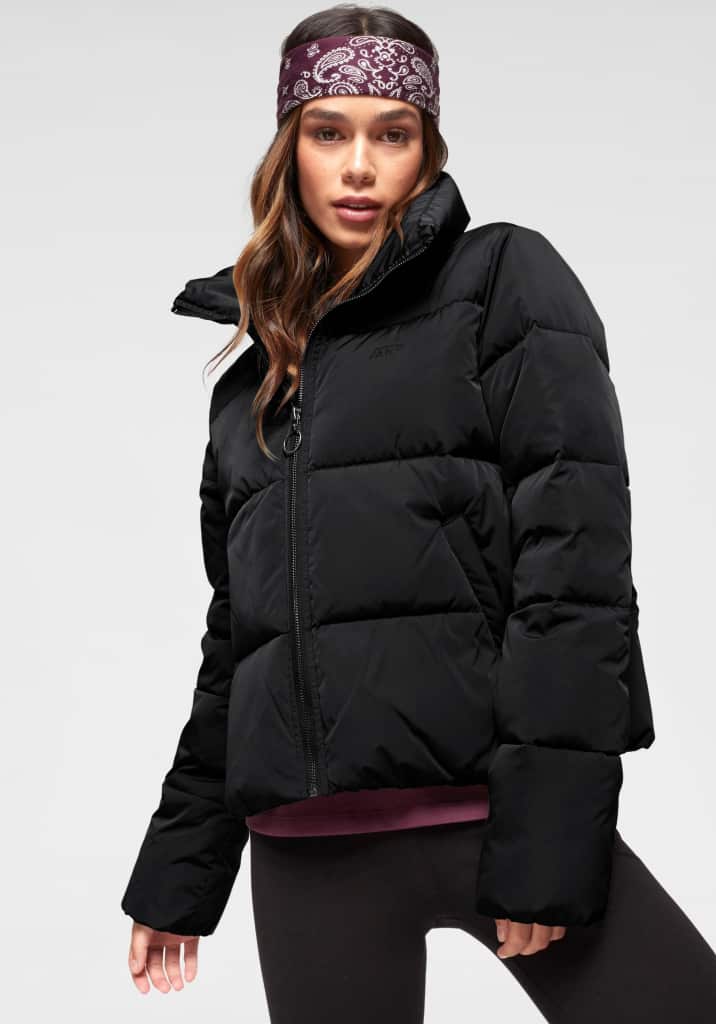 Dámská prošívaná bunda, černá