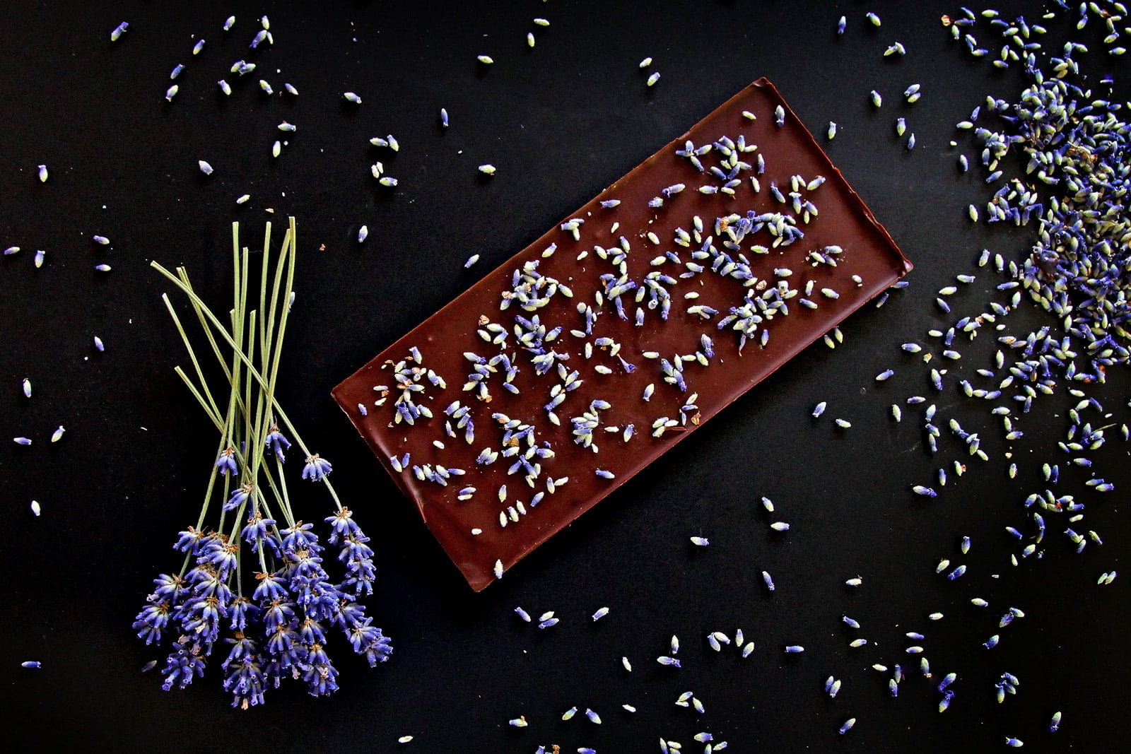 V&aacute;noce, Čokol&aacute;dov tabulka s př&iacute;chut&iacute; levandule