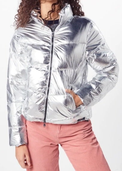 stříbrná dámská bunda, prošívaná bunda